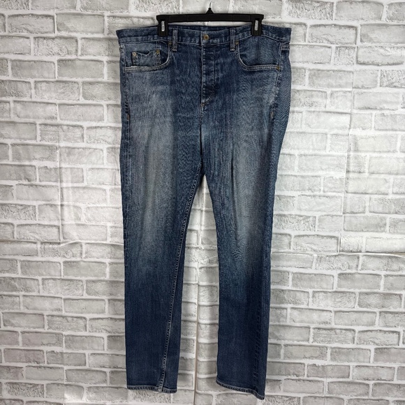 rag & bone New York Standard Issue Slim Leg Distressed Denim Jeans Mens 38 x 32 - Picture 1 of 12